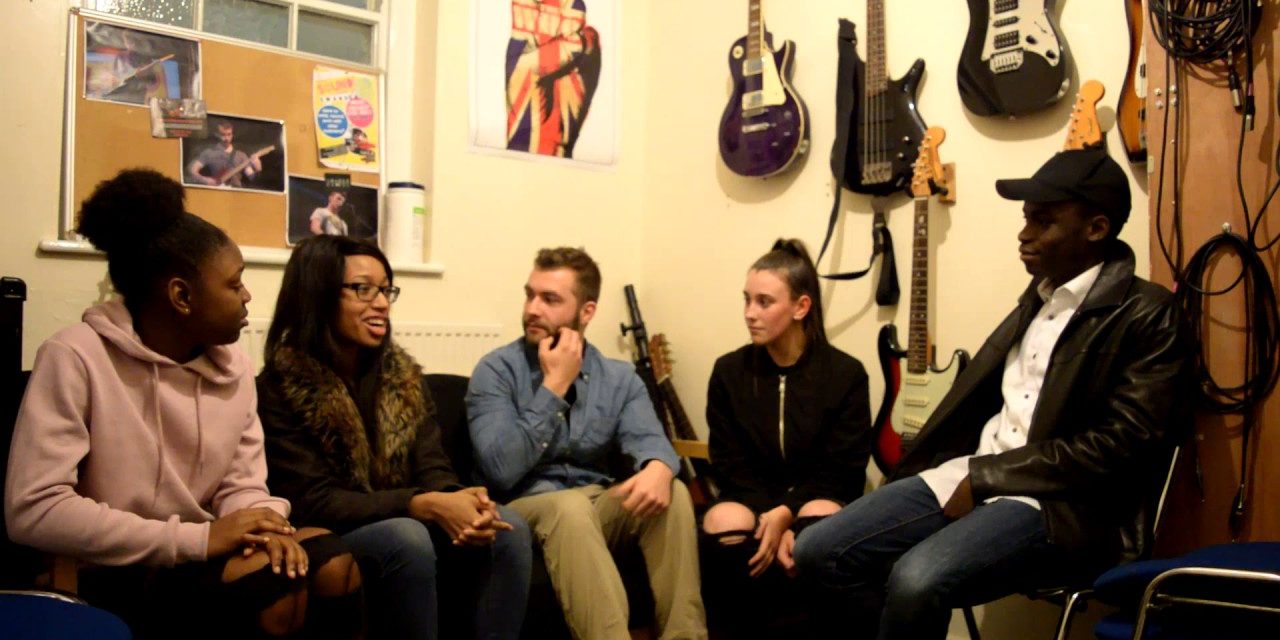 please-like-our-project-page.jpg Please like our project page: