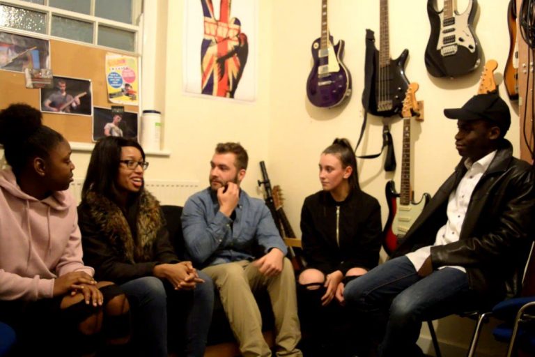 please-like-our-project-page.jpg Please like our project page: