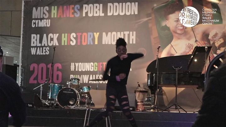 Come along everyone – join us for tomorrow’s Music Extravaganza on the Glanfa Stage!!!!